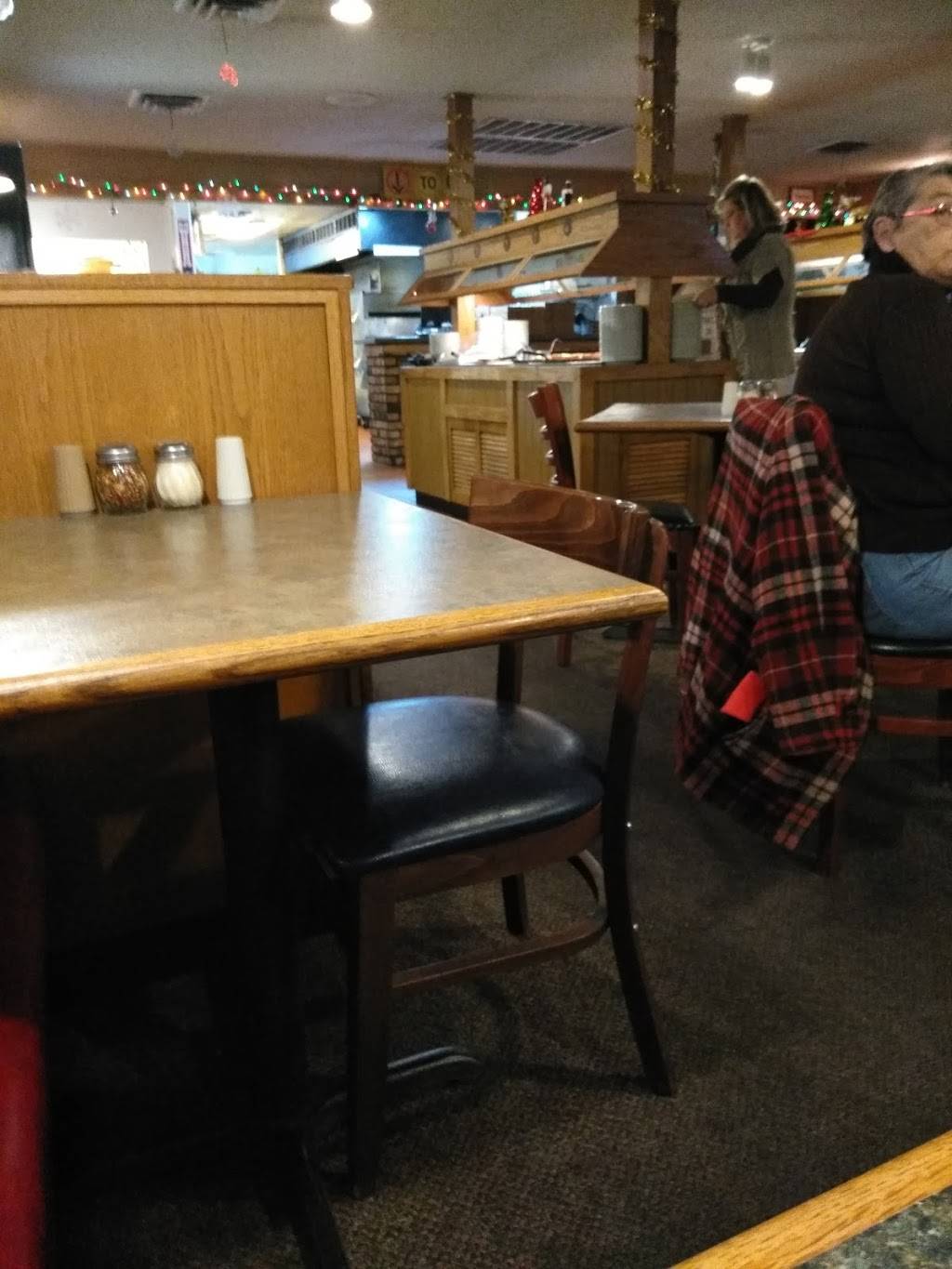 Pizza Hut | meal takeaway | 1000 W Clay St, Versailles, MO 65084, USA | 5733785995 OR +1 573-378-5995