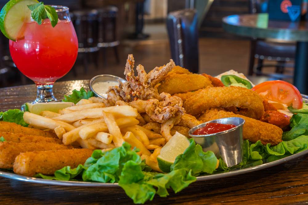 VYBZ Kitchen & Lounge | restaurant | 840 Fifth Ave #100, San Diego, CA 92101, USA | 6192550533 OR +1 619-255-0533