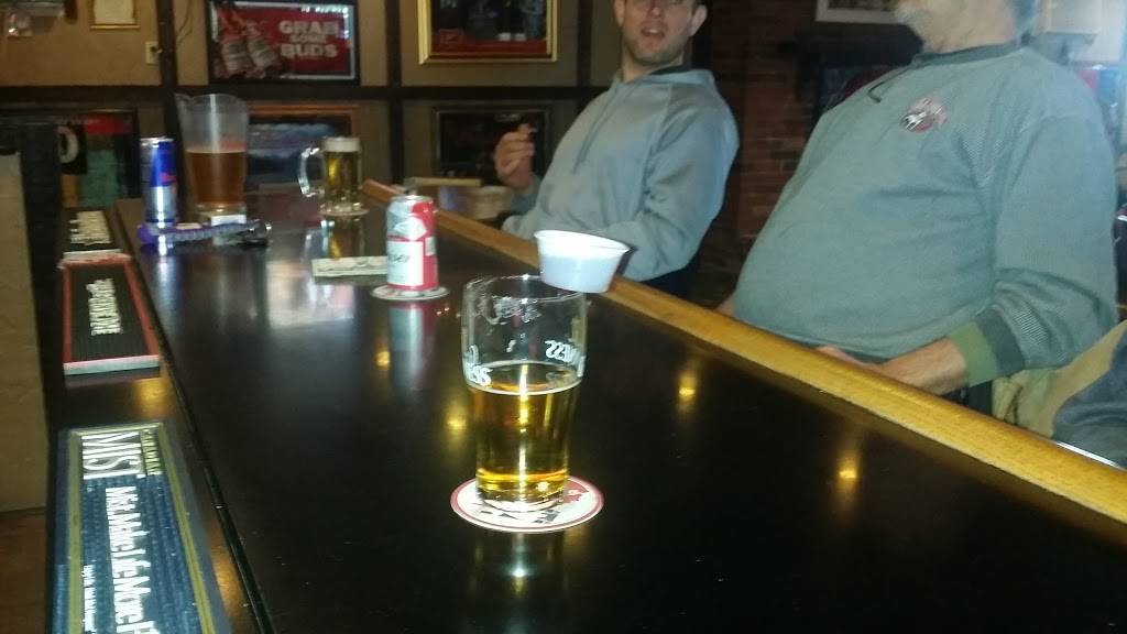 Raymonds Restaurant and Lounge. | restaurant | 66043 State Rte 19, Wakarusa, IN 46573, USA | 5748624140 OR +1 574-862-4140