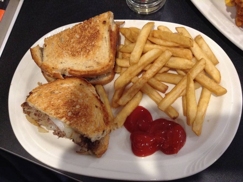 Friendlys | restaurant | 1405 Main St, Willimantic, CT 06226, USA | 8604238084 OR +1 860-423-8084