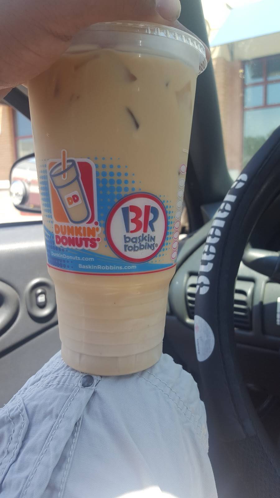 Dunkin Donuts | cafe | 6101 Highbridge Rd, Bowie, MD 20720, USA | 3012628239 OR +1 301-262-8239