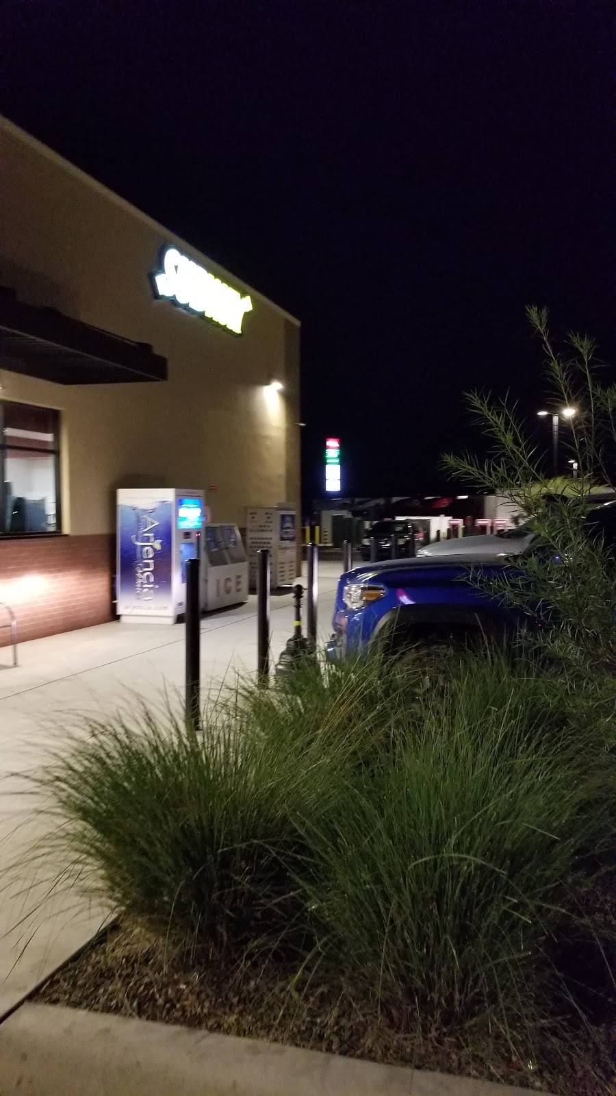 Subway | meal takeaway | 9255 S Rita Rd, Tucson, AZ 85747, USA | 5202038705 OR +1 520-203-8705