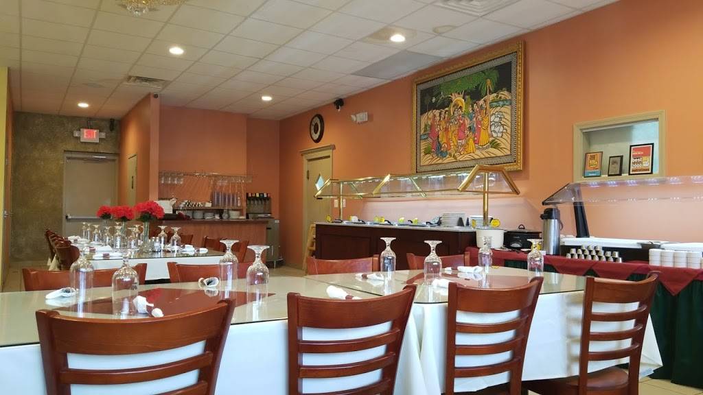 New Delhi Restaurant | restaurant | 37206 Dequindre Rd, Sterling Heights, MI 48310, USA | 5862643333 OR +1 586-264-3333