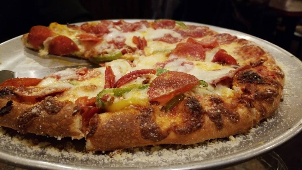Pompeiis Pizzeria & Italian Eatery | restaurant | 1120 Military St, Port Huron, MI 48060, USA | 8109663400 OR +1 810-966-3400