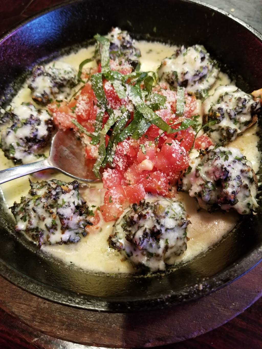 Johnny Carinos | restaurant | 1101 W McGalliard Rd, Muncie, IN 47303, USA | 7652843196 OR +1 765-284-3196