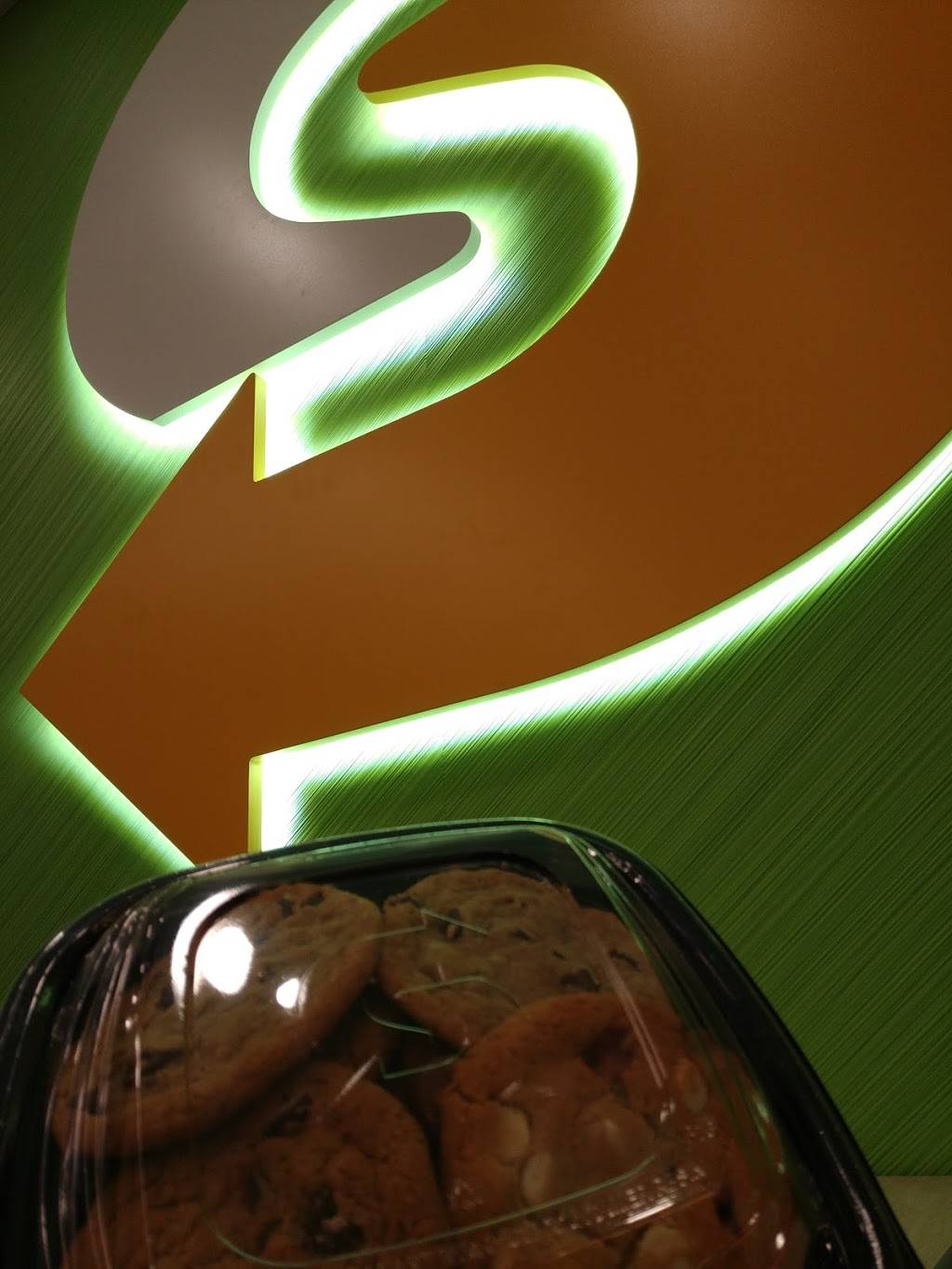 Subway Restaurants | restaurant | 1264 Pennsylvania Ave, Tyrone, PA 16686, USA | 8146844454 OR +1 814-684-4454