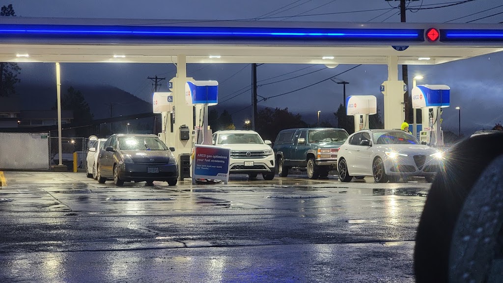 ampm | cafe | 2380 Ashland Street, OR-66, Ashland, OR 97520, USA | 5414821474 OR +1 541-482-1474