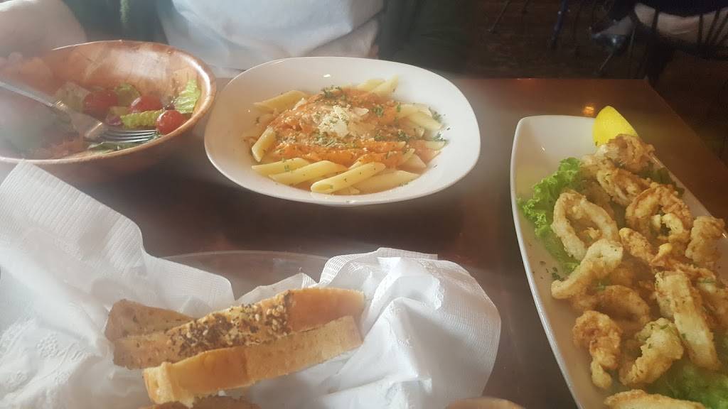 Obrigado Restaurant | restaurant | 109 W Main St, Louisa, VA 23093, USA | 5409679447 OR +1 540-967-9447