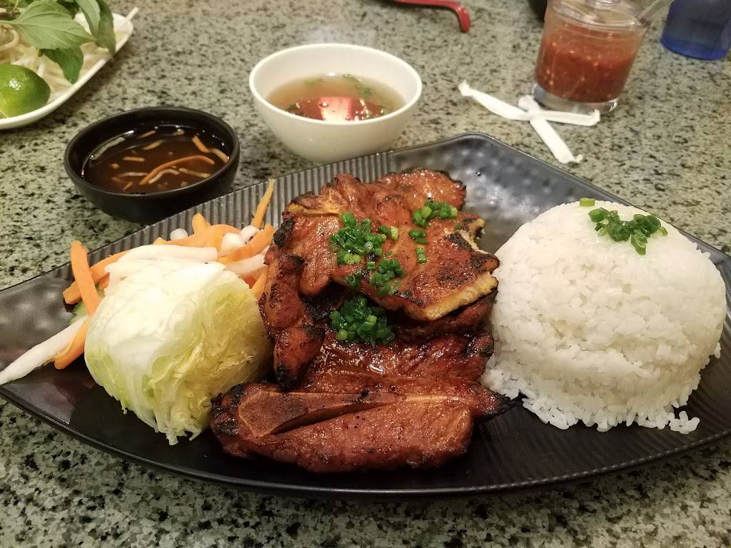 Pho Saigon 8 | restaurant | 6910 S Rainbow Blvd #100, Las Vegas, NV 89118, USA | 7026296088 OR +1 702-629-6088