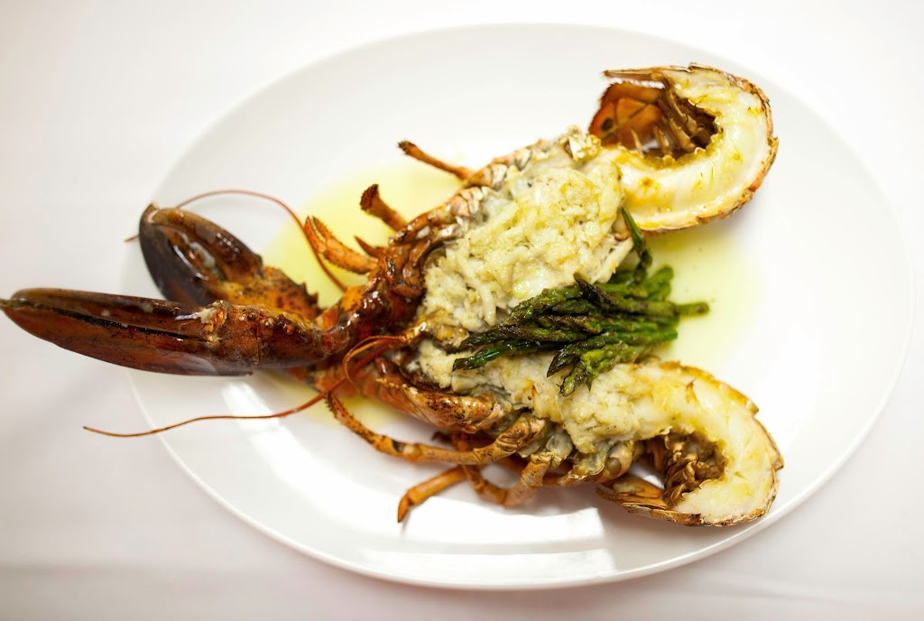 The Summer House Restaurant | restaurant | 17 Ocean Ave, Nantucket, MA 02554, USA | 5082579976 OR +1 508-257-9976