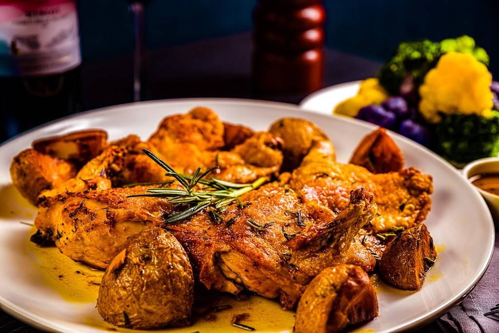 Tavern on the Point | restaurant | 6724 N Northwest Hwy, Chicago, IL 60631, USA | 7738676300 OR +1 773-867-6300