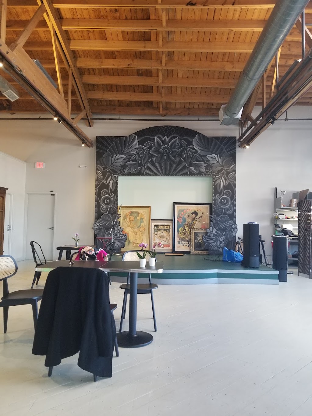 Madame Zuzu’s | cafe | 1876 1st St, Highland Park, IL 60035, USA | 8479267359 OR +1 847-926-7359