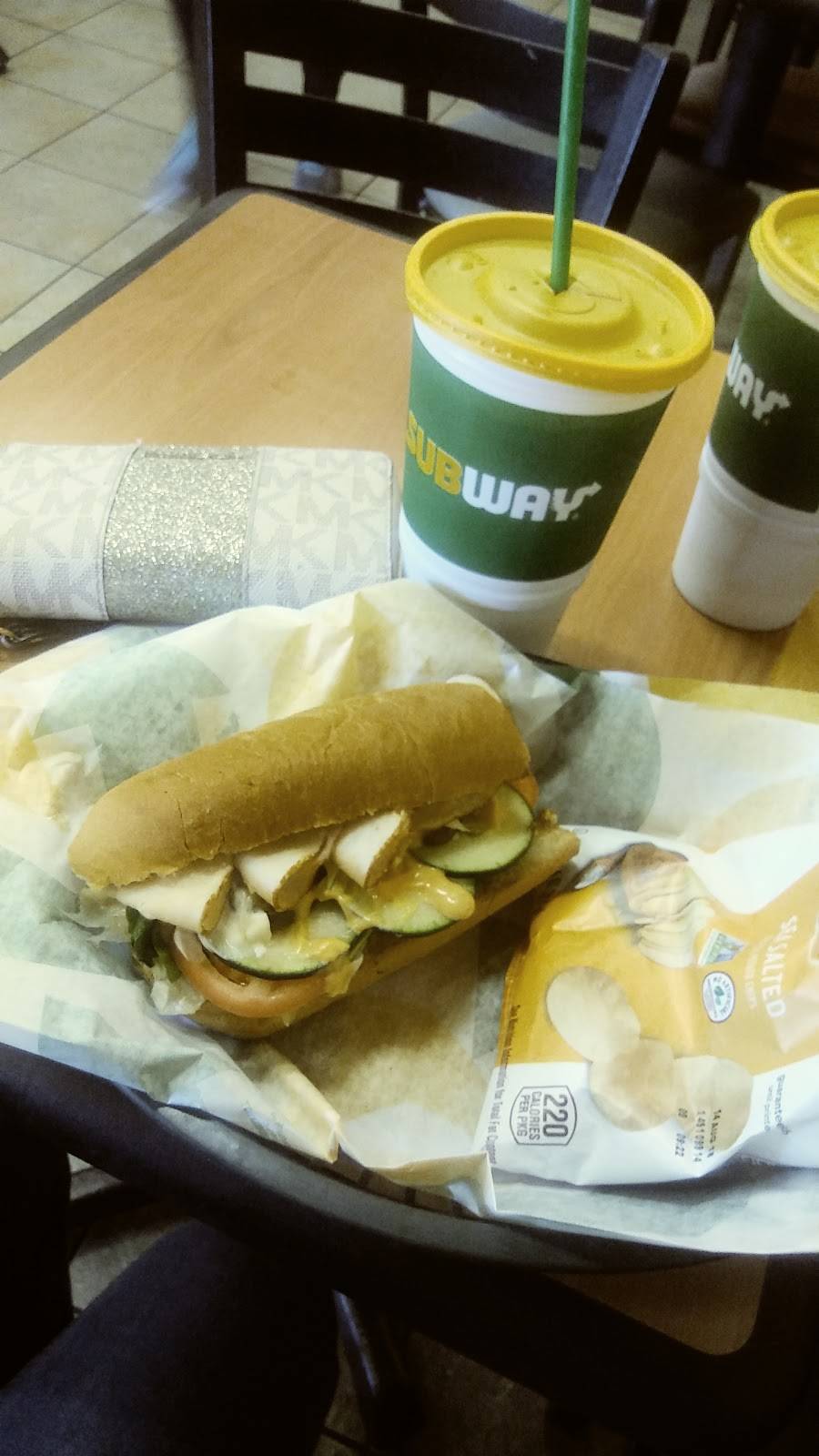 Subway Restaurants | restaurant | 7825 Beverly Blvd Suite 4, Los Angeles, CA 90036, USA | 3239370517 OR +1 323-937-0517