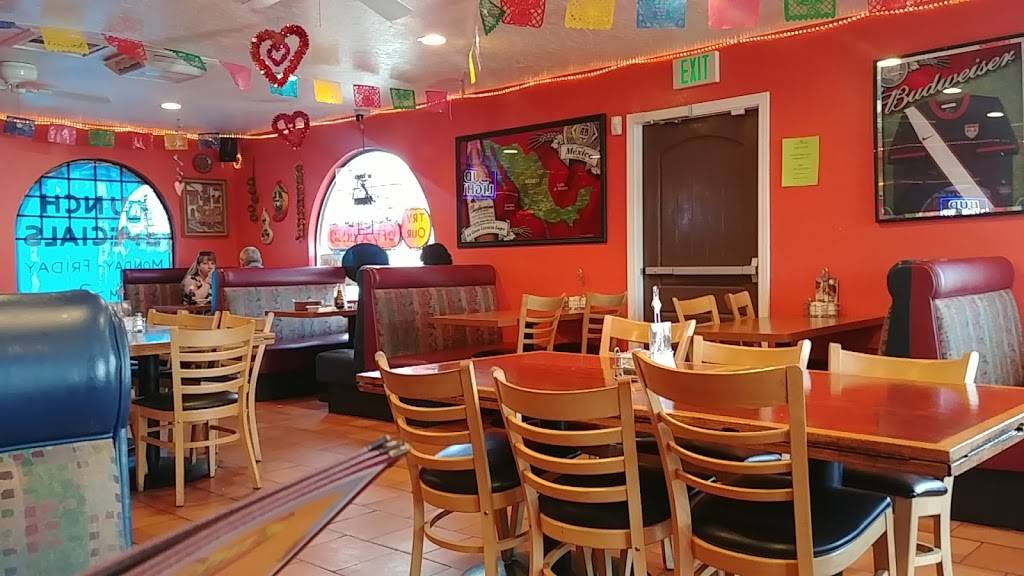 Panchos | restaurant | 16427 Victor St, Victorville, CA 92395, USA | 7608433336 OR +1 760-843-3336