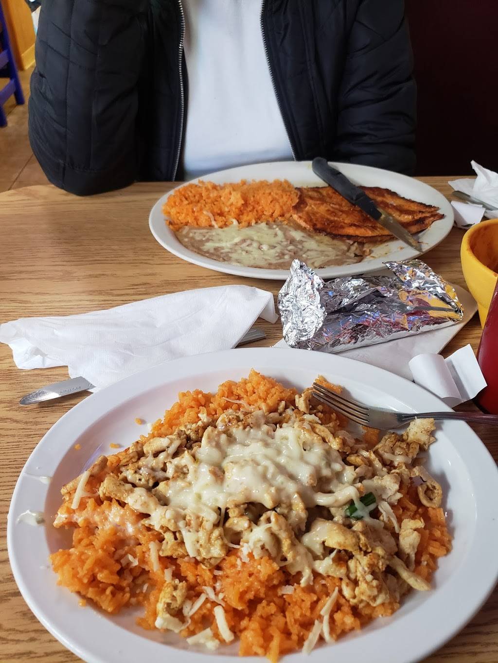 Los Ranchitos Mexican Restaurant | restaurant | 4172 S Oakwood Ave, Geneseo, IL 61254, USA | 3099443445 OR +1 309-944-3445