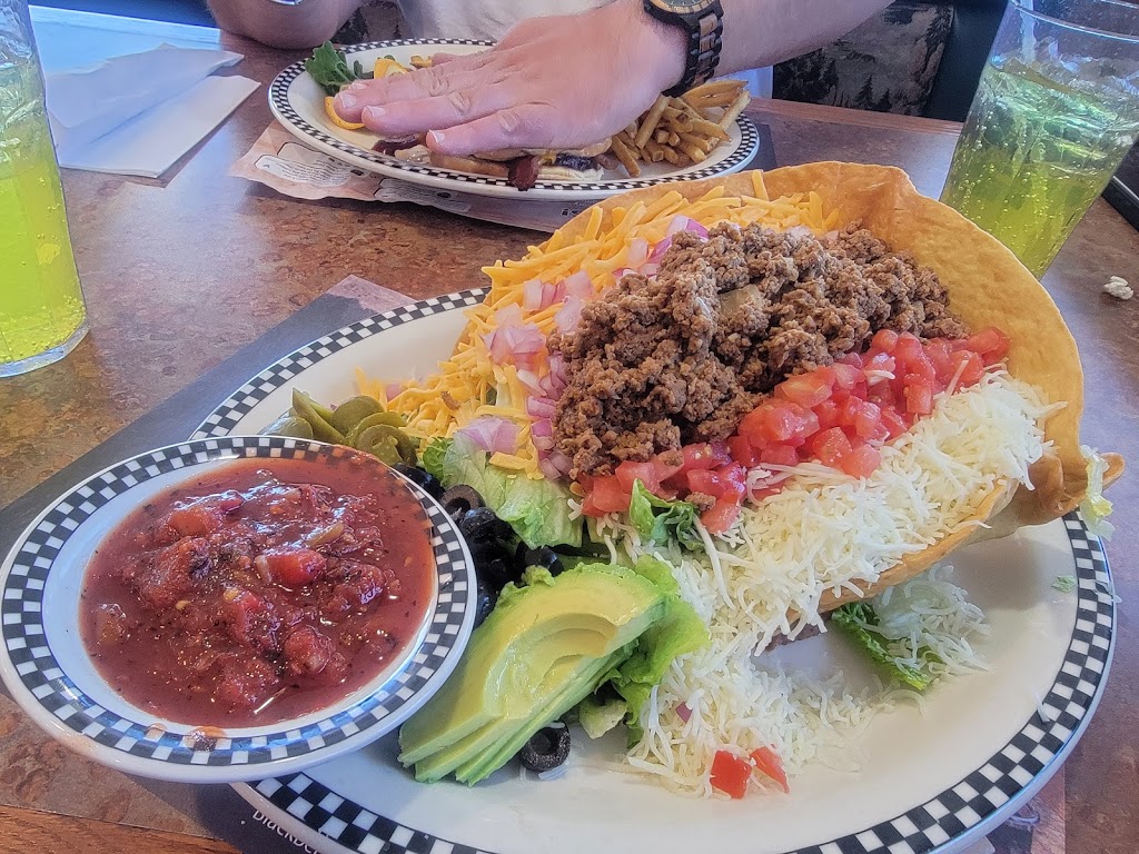 Black Bear Diner Kingman | restaurant | 946 W Beale St, Kingman, AZ 86401, USA | 9287183930 OR +1 928-718-3930