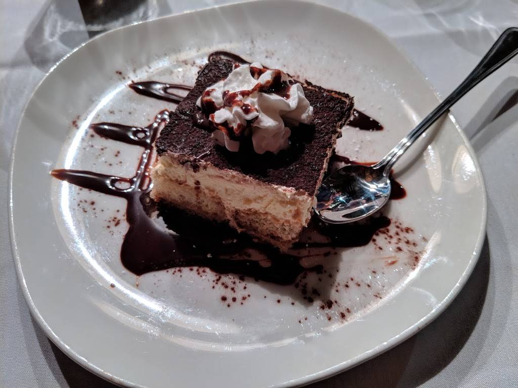 Ducks Grille & Bar | restaurant | 1207 Gum Branch Rd, Jacksonville, NC 28540, USA | 9104559128 OR +1 910-455-9128