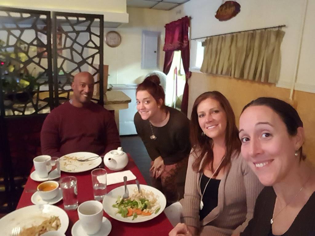 Twist On Thai Cafe | restaurant | 430 River Styx Rd, Hopatcong, NJ 07843, USA | 9738103777 OR +1 973-810-3777