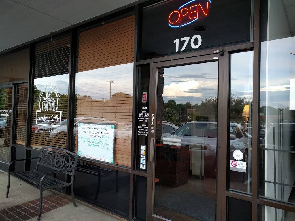 Bombay Grille | restaurant | 8706 Pineville-Matthews Rd, Charlotte, NC 28226, USA | 7045423933 OR +1 704-542-3933