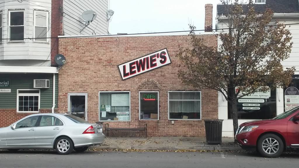 Lewies Restaurant | restaurant | 21 S Lehigh Ave, Frackville, PA 17931, USA | 5708743550 OR +1 570-874-3550