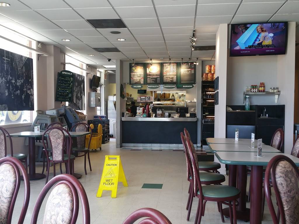 DiMartinos Famous New Orleans Muffulettas | restaurant | 6641 Westbank Expy A, Marrero, LA 70072, USA | 5043414096 OR +1 504-341-4096