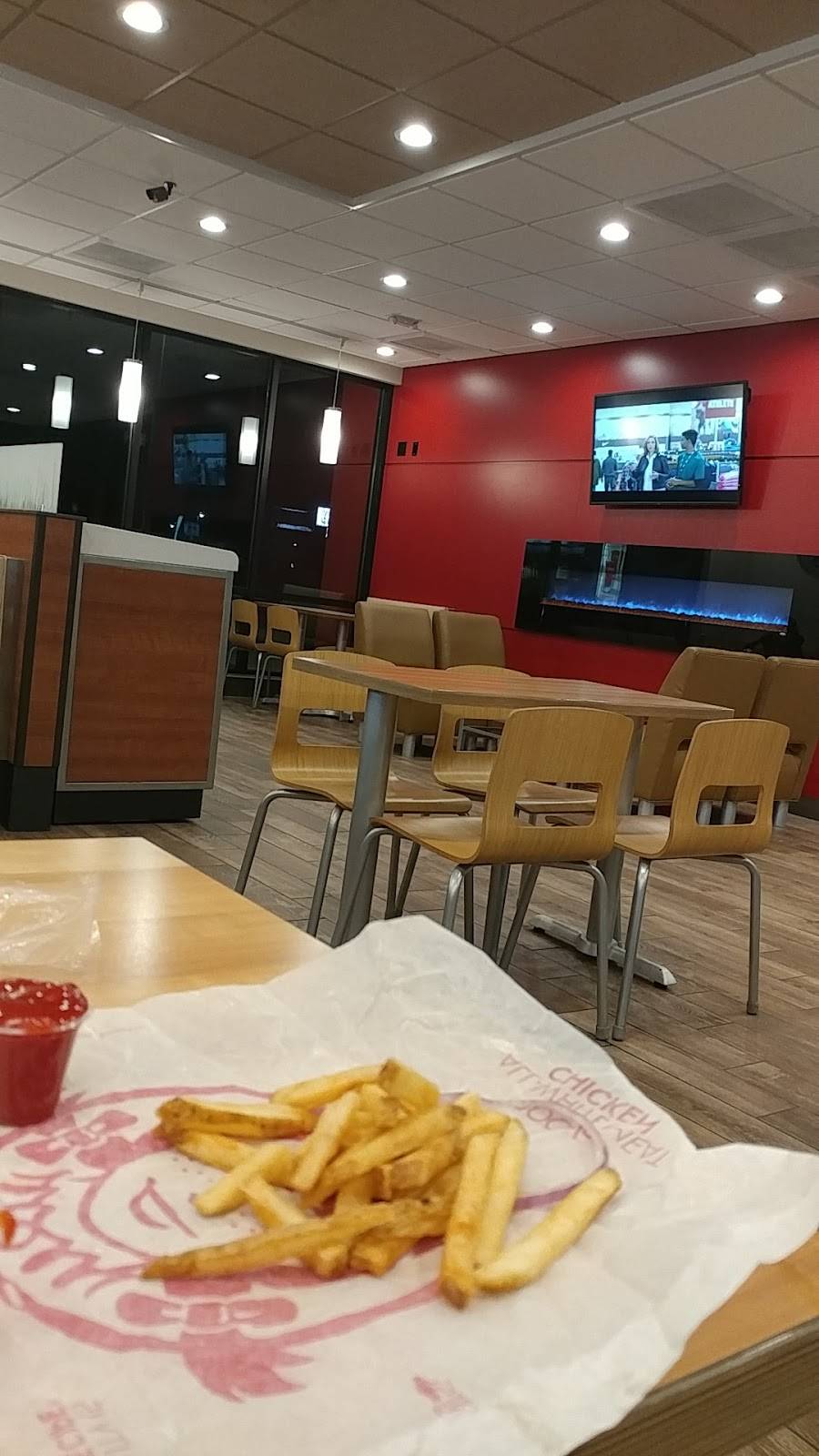 Wendys | restaurant | 2215 Port Sheldon St, Jenison, MI 49428, USA | 6166623394 OR +1 616-662-3394