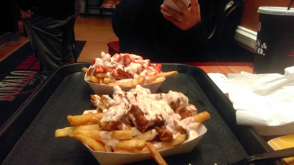 The Buffalo Spot | restaurant | 4740 E 7th St #120, Long Beach, CA 90804, USA | 5623432155 OR +1 562-343-2155