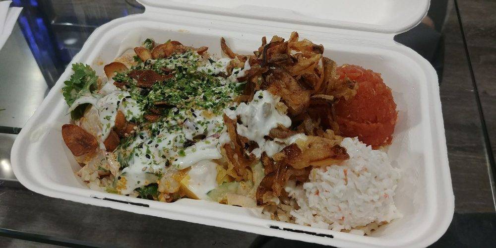 Point Break Poke and Grill | restaurant | 7217 Melrose Ave, Los Angeles, CA 90046, USA | 3237465777 OR +1 323-746-5777