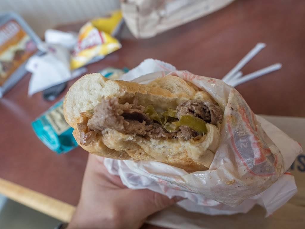 Jersey Mikes Subs | restaurant | 3505 Vicksburg Ln N #500, Plymouth, MN 55447, USA | 7634325608 OR +1 763-432-5608