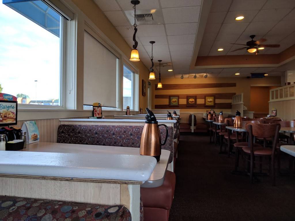 IHOP | bakery | 2662 Belvidere Rd, Waukegan, IL 60085, USA | 8477828800 OR +1 847-782-8800