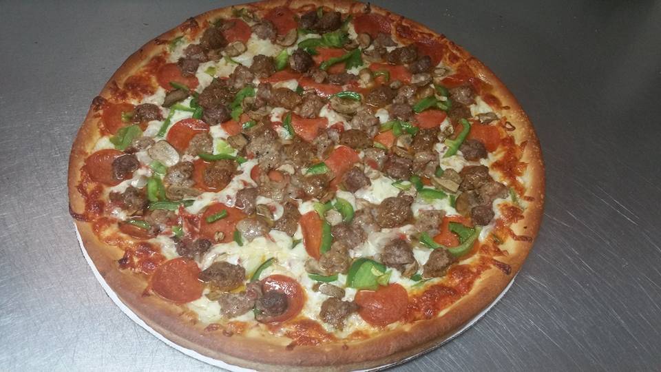 Corner Pizza | restaurant | 483 Farmington Ave, Bristol, CT 06010, USA | 8605820512 OR +1 860-582-0512