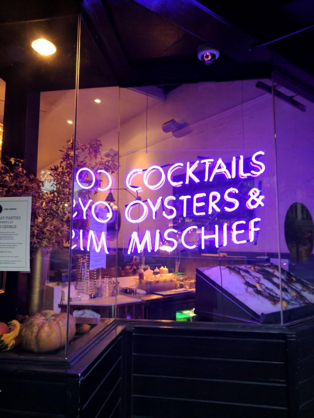 Lord George | restaurant | 555 2nd St, San Francisco, CA 94107, USA | 4156607633 OR +1 415-660-7633