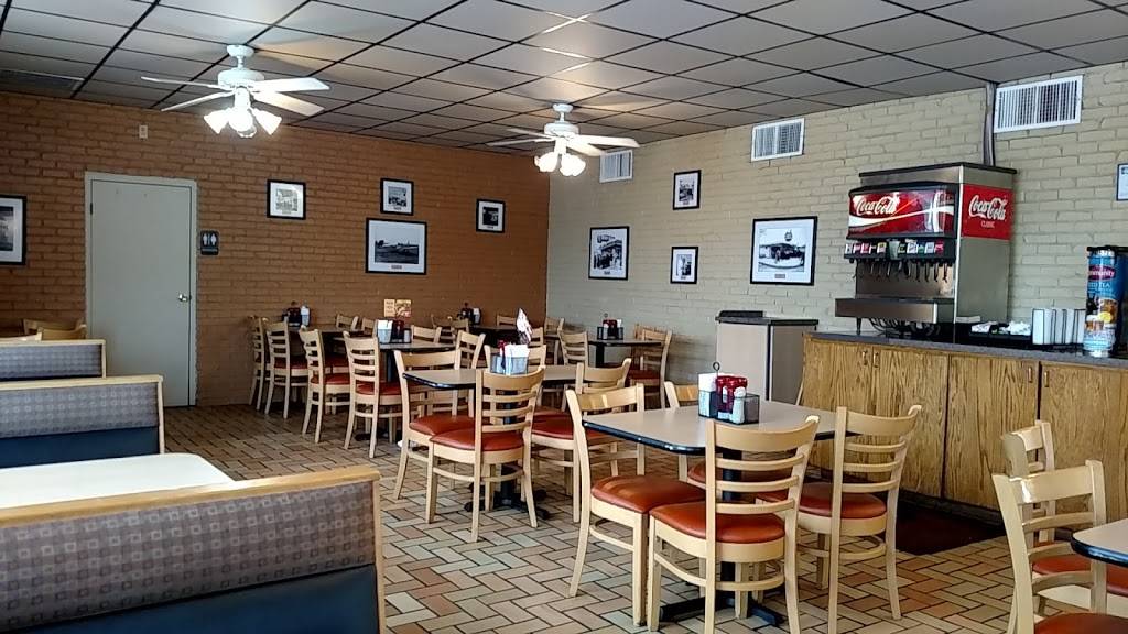 Dairy Queen | restaurant | 905 W Cameron Ave, Rockdale, TX 76567, USA | 5124465950 OR +1 512-446-5950