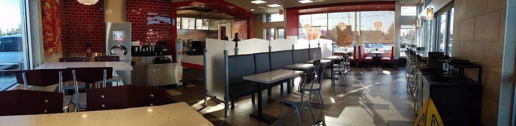 Jack in the Box | restaurant | 11023 Bridgeport Way SW, Lakewood, WA 98499, USA | 2533436017 OR +1 253-343-6017