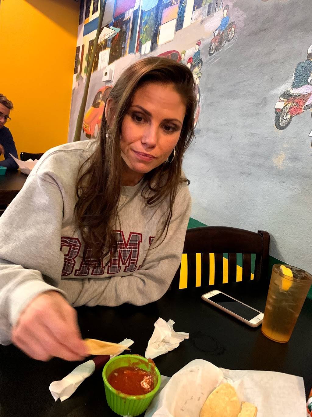 El Zarape | restaurant | 2125 Popps Ferry Rd, Biloxi, MS 39532, USA | 2289677795 OR +1 228-967-7795