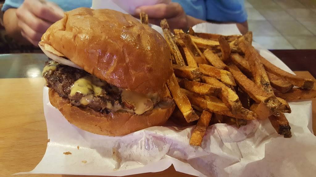 Dusty Eagle Grill & Bar | restaurant | 5183 State Hwy 47, Dalbo, MN 55017, USA | 7636895642 OR +1 763-689-5642