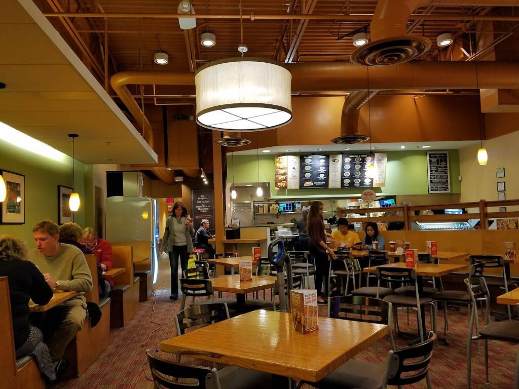Noodles and Company | restaurant | 2801 Pine Lake Rd, Lincoln, NE 68516, USA | 4028029132 OR +1 402-802-9132
