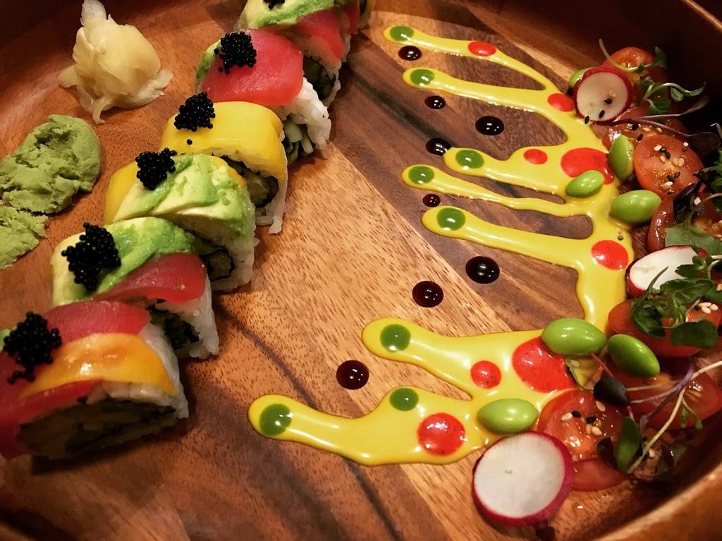 Hungry Sumo | restaurant | 2663 S Kinnickinnic Ave, Milwaukee, WI 53207, USA | 4145959656 OR +1 414-595-9656