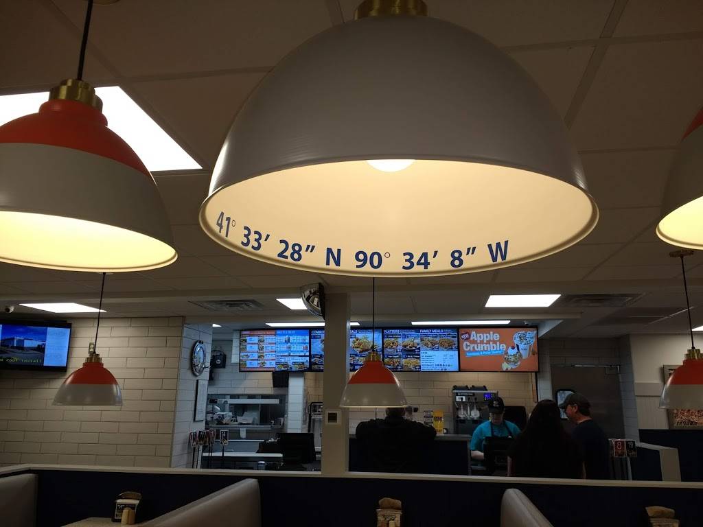 Long John Silvers | restaurant | 3702 Brady St, Davenport, IA 52806, USA | 5633863262 OR +1 563-386-3262