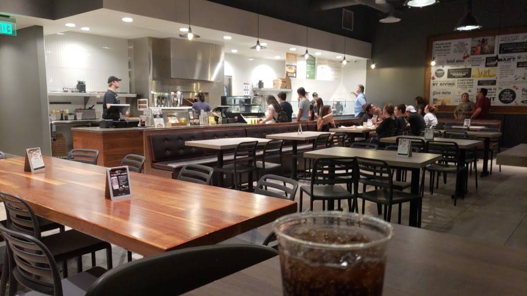 Pieology Pizzeria, Clovis / Trading Post | restaurant | 870 Herndon Ave, Clovis, CA 93612, USA | 5599407330 OR +1 559-940-7330