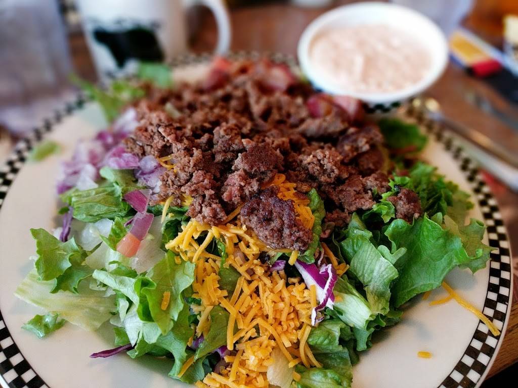 Vacaville Black Bear Diner | restaurant | 951 Merchant St, Vacaville, CA 95688, USA | 7074481500 OR +1 707-448-1500