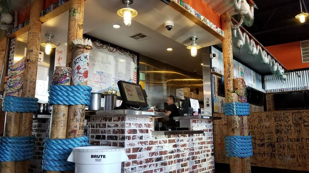 The Boiling Crab | restaurant | 9015 Mira Mesa Blvd, San Diego, CA 92126, USA | 8586959025 OR +1 858-695-9025