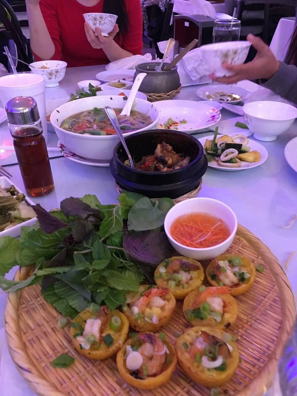 Com Nieu | restaurant | 6100 Live Oak Pkwy Suite 12, Norcross, GA 30093, USA | 6783955262 OR +1 678-395-5262