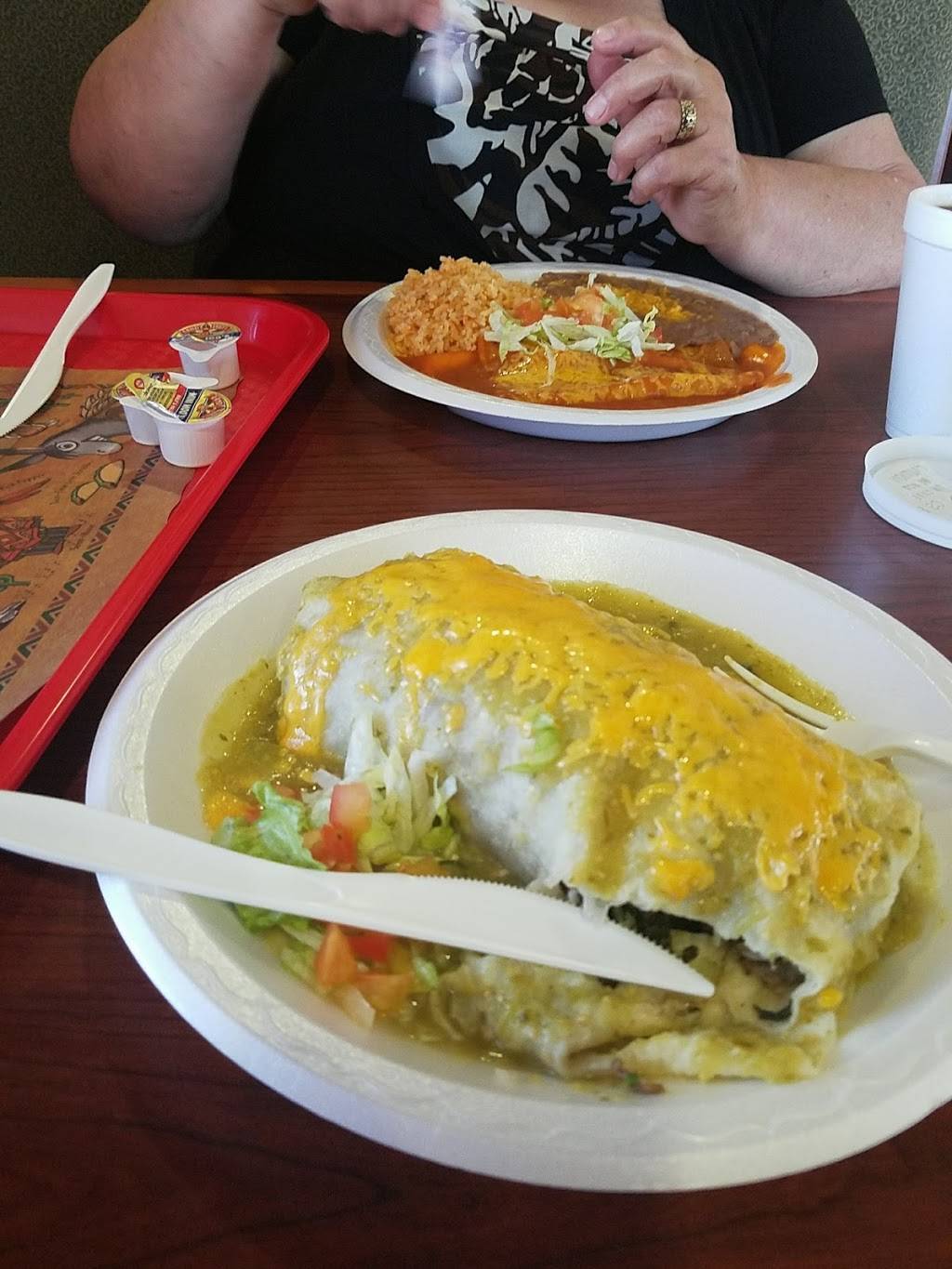 Cucas Mexican Food | restaurant | 34380 Yucaipa Blvd, Yucaipa, CA 92399, USA | 9097909750 OR +1 909-790-9750