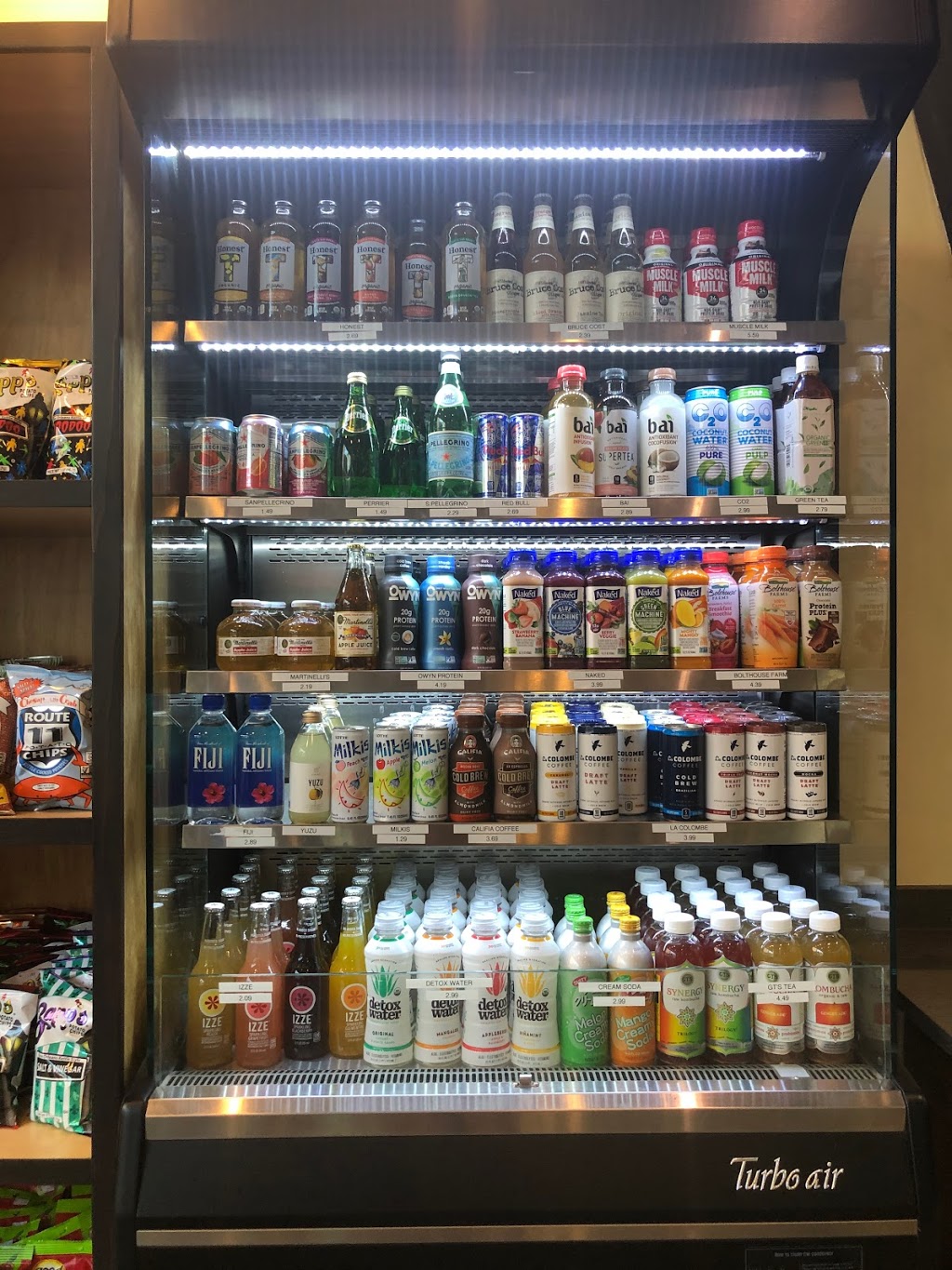 Le Cafe Market | restaurant | 901 N Nelson St UNIT 103, Arlington, VA 22203, USA | 7035276000 OR +1 703-527-6000