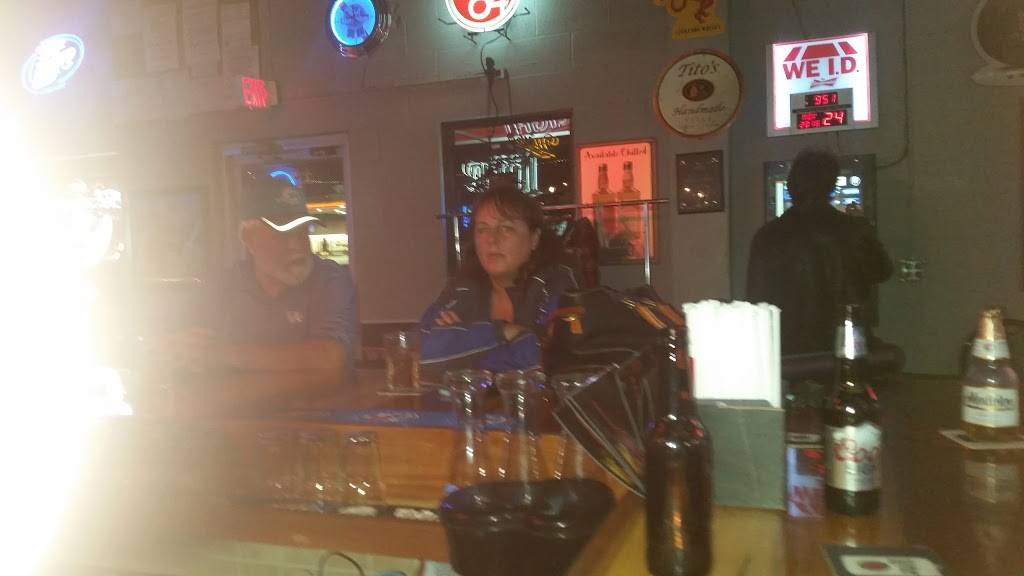 The Pit Stop Bar & Grill | restaurant | 3315 Louisville Rd, Bowling Green, KY 42101, USA | 2704951190 OR +1 270-495-1190