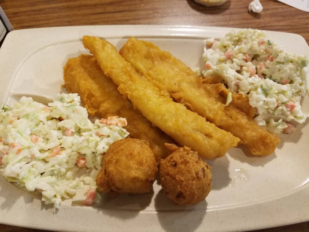 Captain Ds | restaurant | 3281 Victory Dr, Columbus, GA 31903, USA | 7066890344 OR +1 706-689-0344