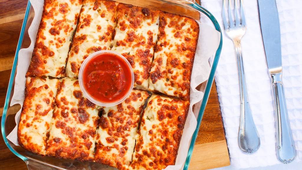 Aleezas Pizza | restaurant | 1768 Weston Rd, Toronto, ON M9V 1A8, Canada | 6477488020 OR +1 647-748-8020