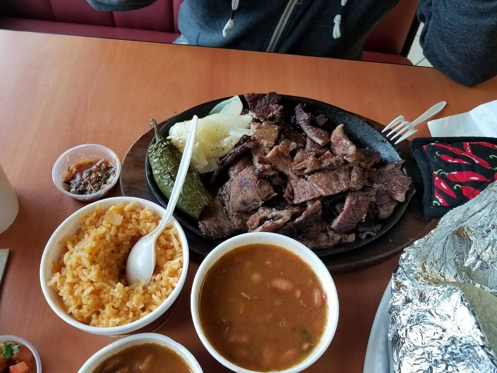 Pollo Feliz | restaurant | 3120 W 26th St, Chicago, IL 60623, USA | 7738477712 OR +1 773-847-7712