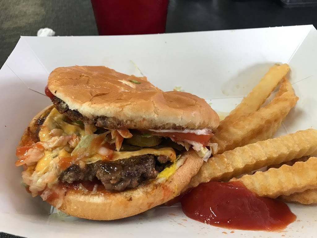 Moores Dairy Creme | restaurant | 511 6th St W, Newark, AR 72562, USA | 8707993980 OR +1 870-799-3980